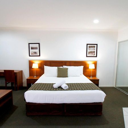 Chinchilla Downtown Motor Inn 外观 照片