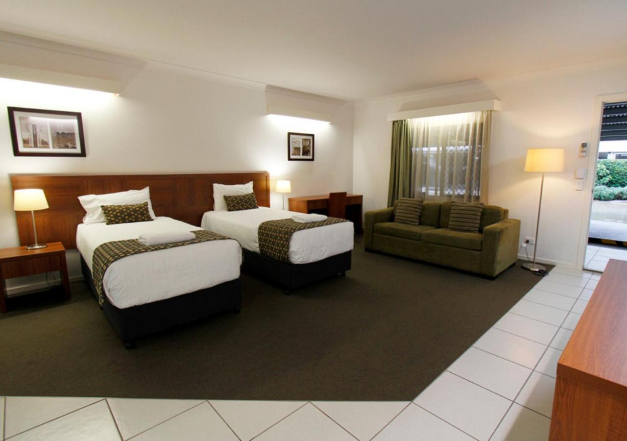 Chinchilla Downtown Motor Inn 外观 照片