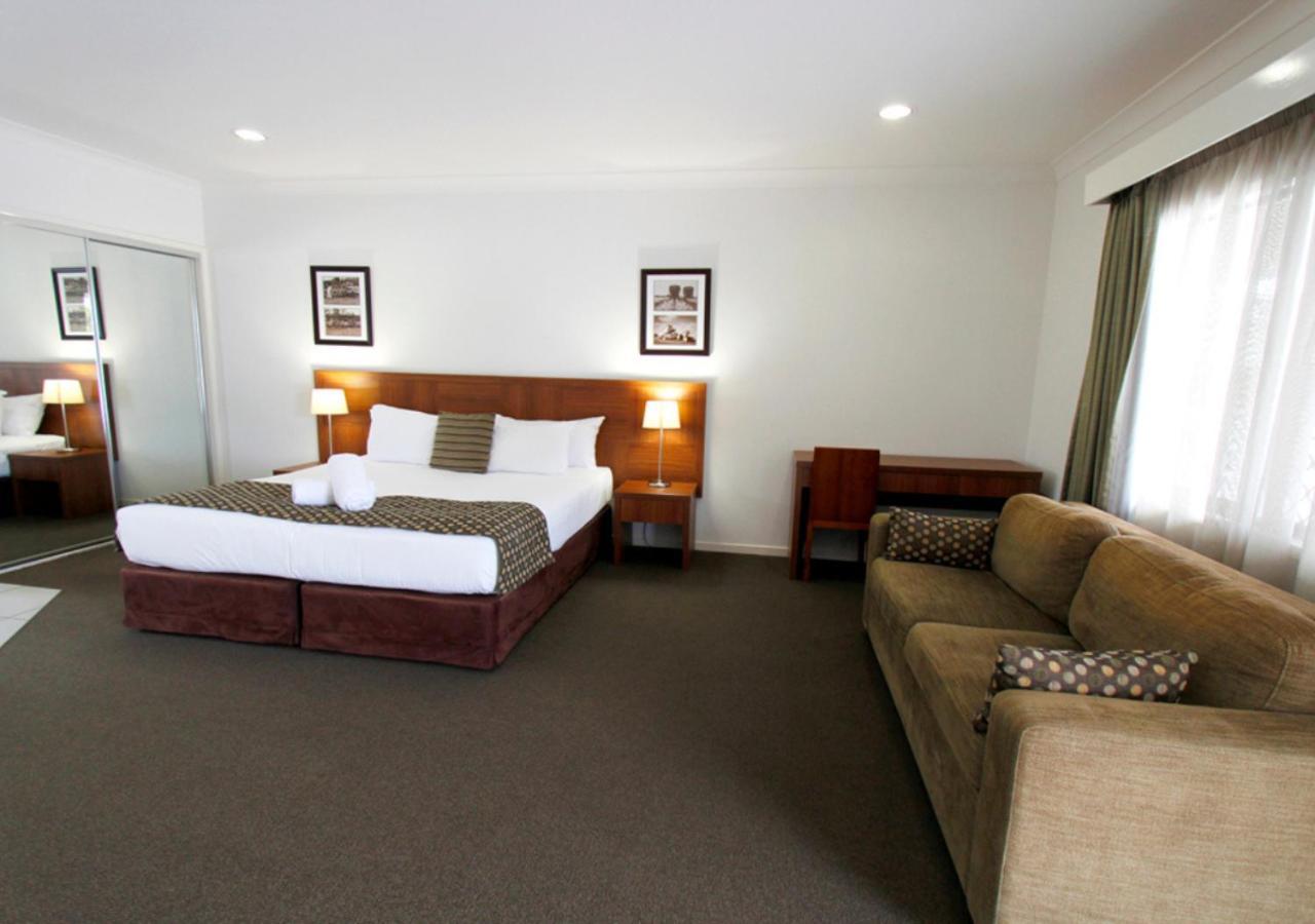 Chinchilla Downtown Motor Inn 外观 照片