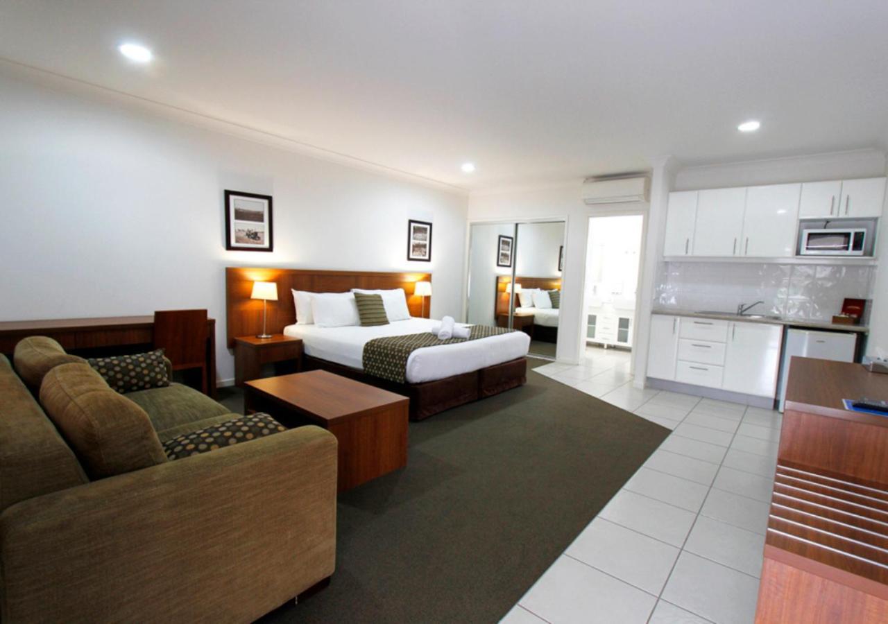 Chinchilla Downtown Motor Inn 外观 照片