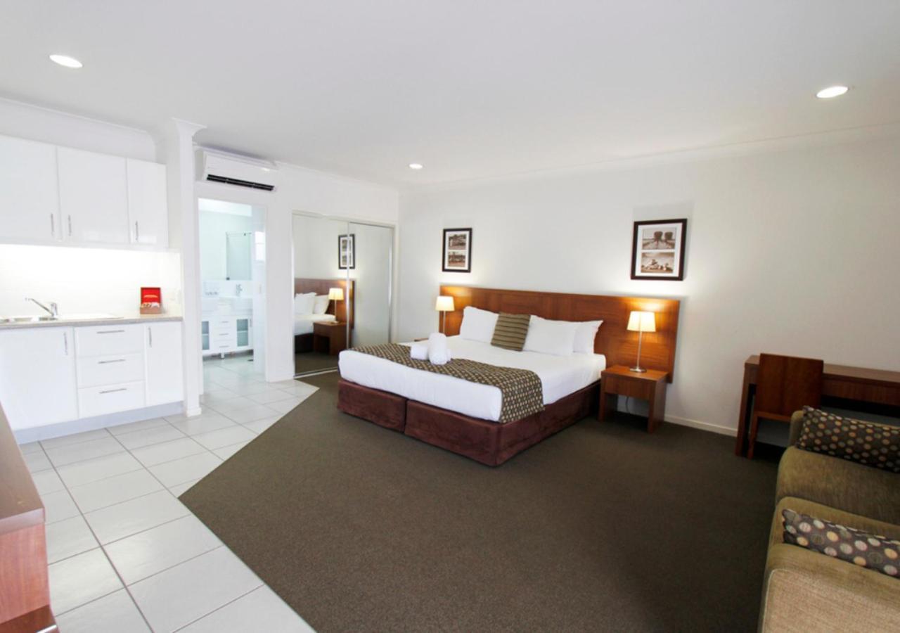 Chinchilla Downtown Motor Inn 外观 照片