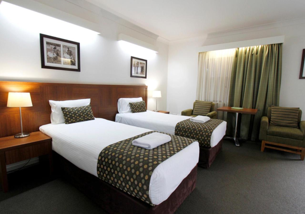 Chinchilla Downtown Motor Inn 外观 照片