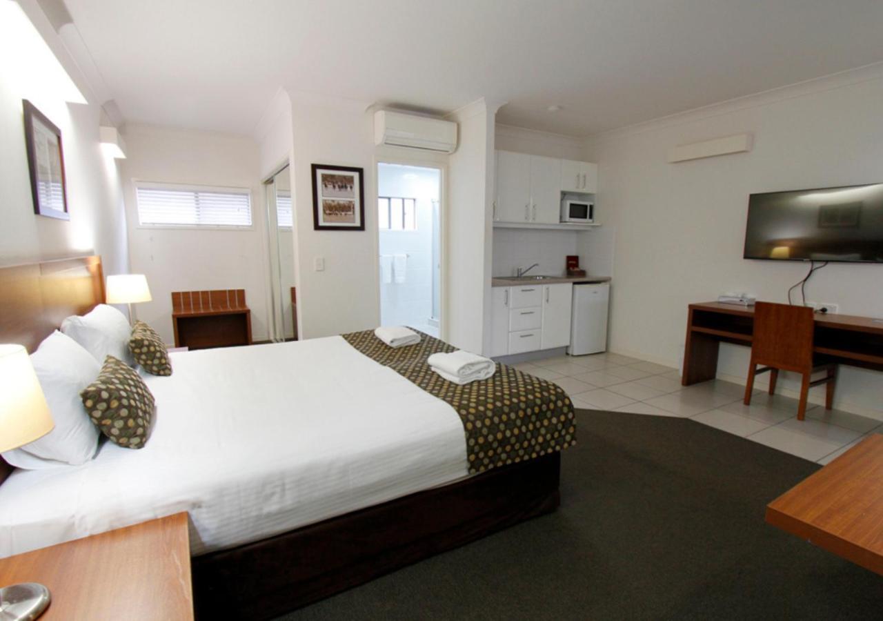 Chinchilla Downtown Motor Inn 外观 照片