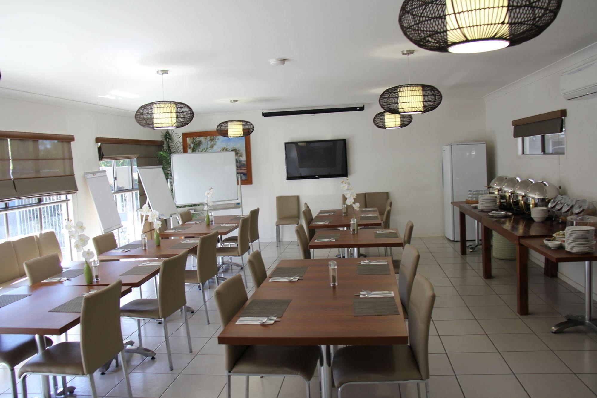 Chinchilla Downtown Motor Inn 外观 照片