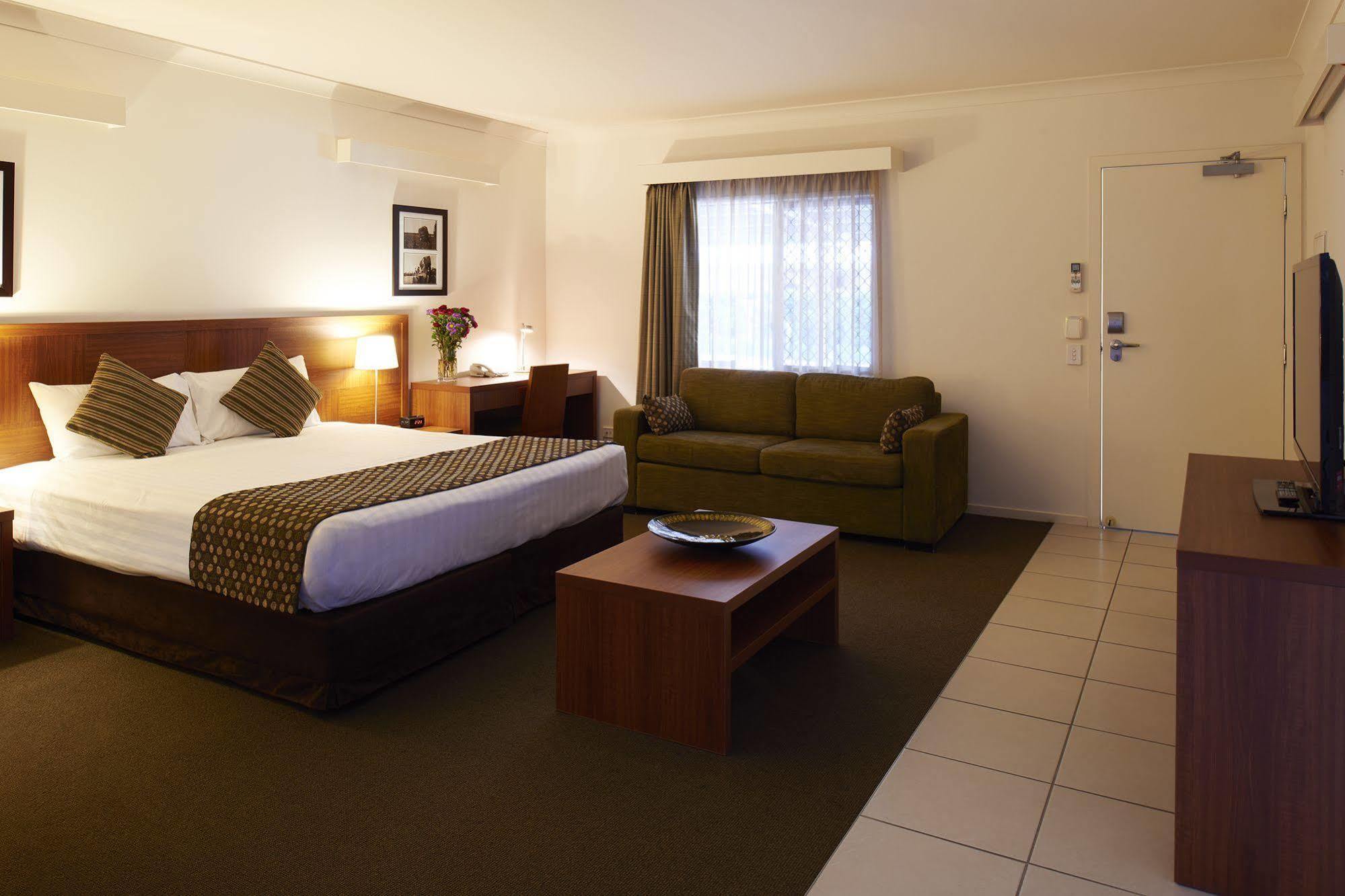 Chinchilla Downtown Motor Inn 外观 照片